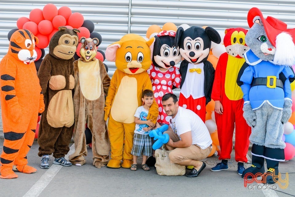 Caravana Recreativă la Oradea Shopping City,
