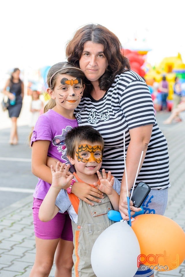 Caravana Recreativă la Oradea Shopping City,