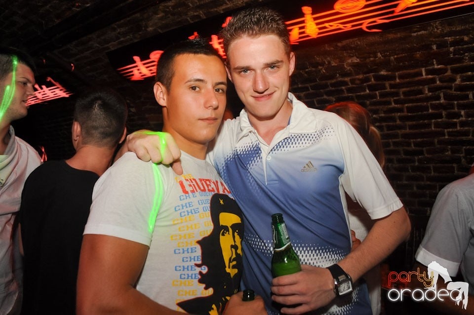 Carlsberg Ice Party în Club Escape, 