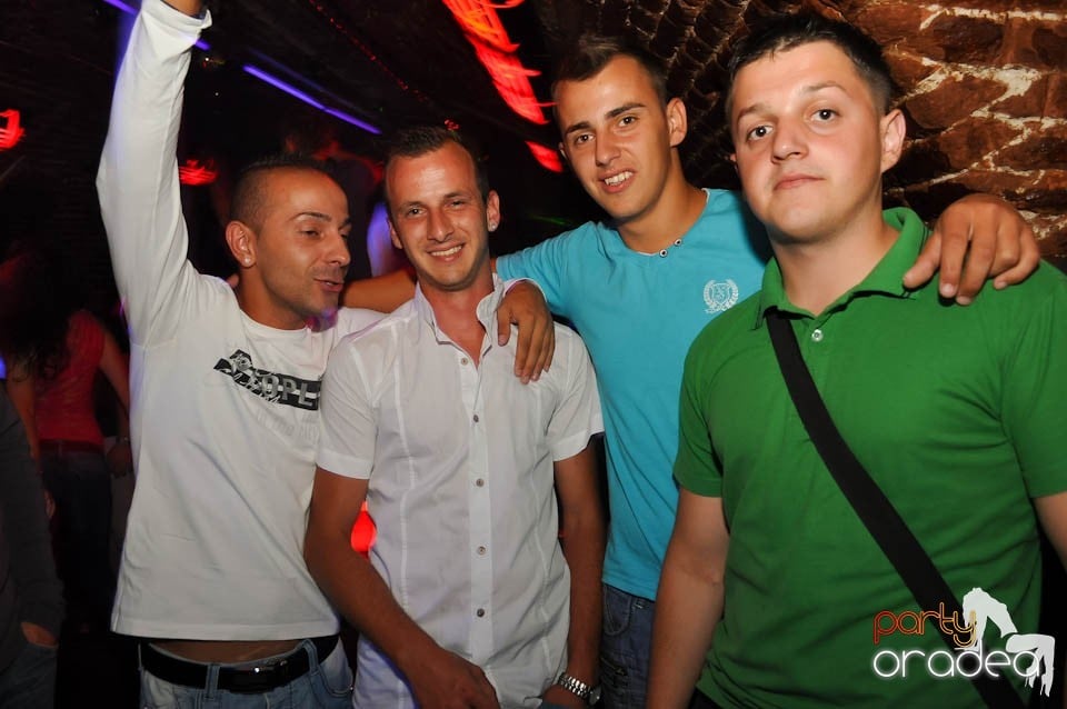 Carlsberg Summer Party continuă în Escape, 