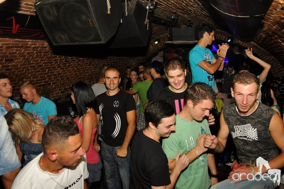 Carlsberg Summer Party continuă în Escape, 