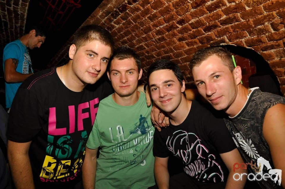 Carlsberg Summer Party continuă în Escape, 