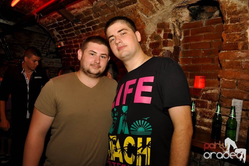 Carlsberg Summer Party continuă în Escape, 