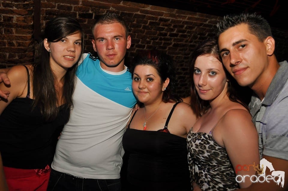 Carlsberg Summer Party continuă în Escape, 