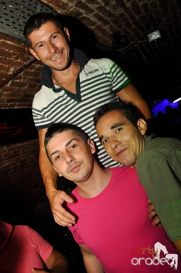 Carlsberg Summer Party continuă în Escape, 