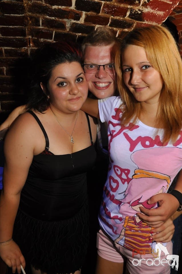 Carlsberg Summer Party continuă în Escape, 