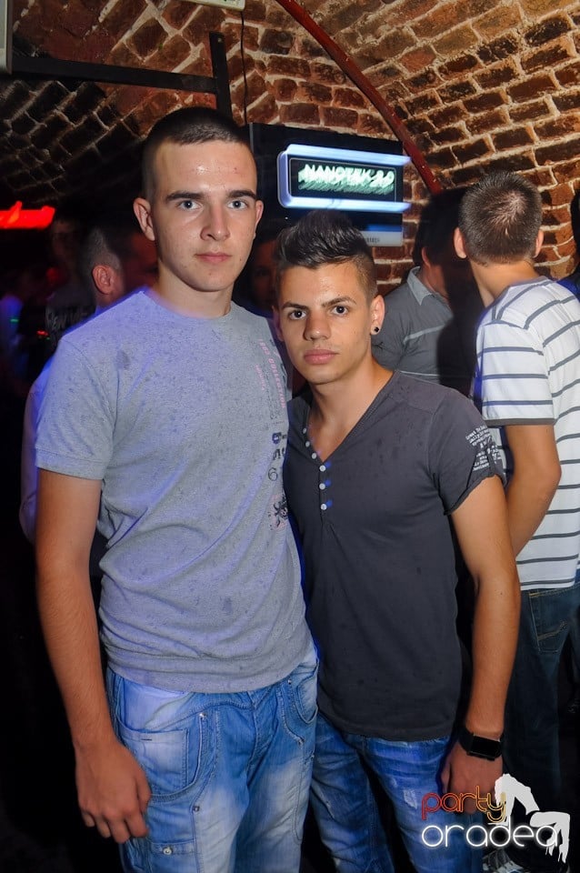 Carlsberg Summer Party continuă, 