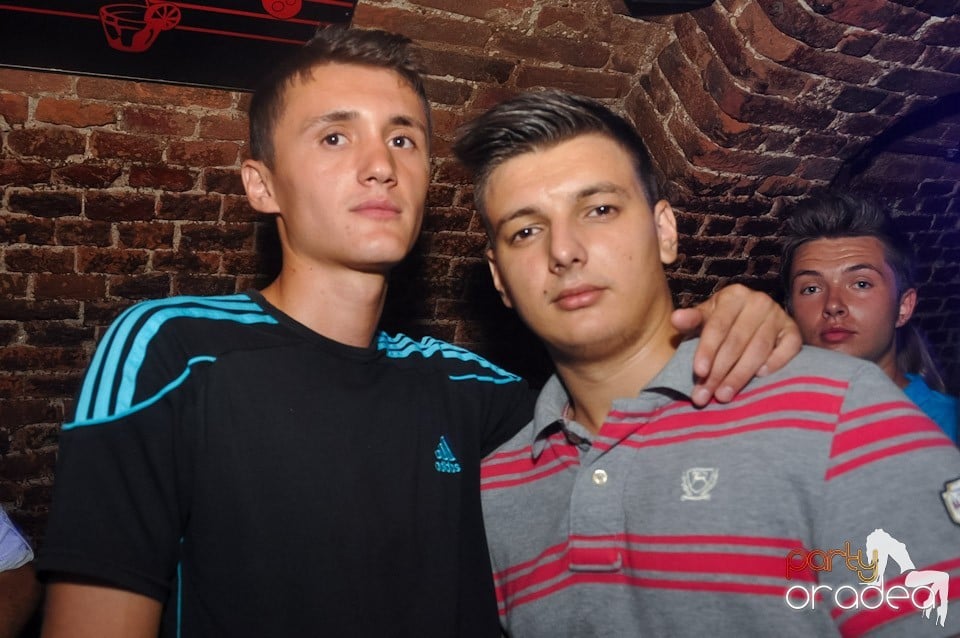 Carlsberg Summer Party continuă, 