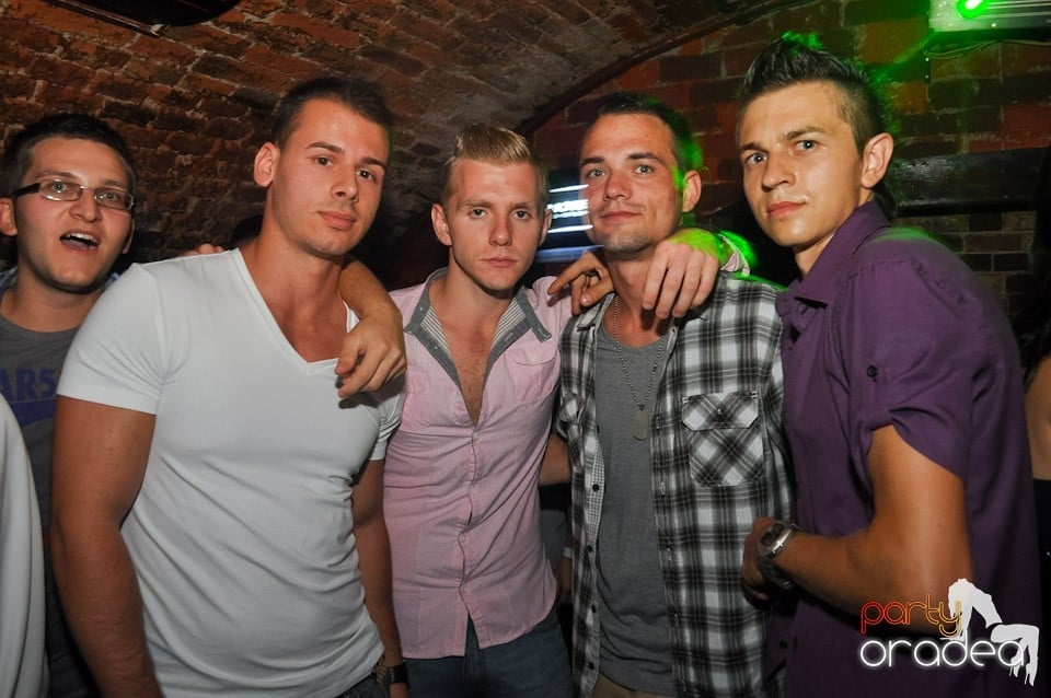 Carlsberg Summer Party continuă, 