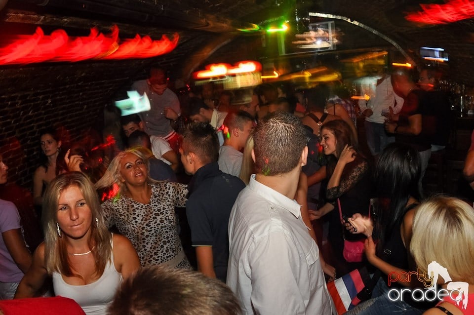 Carlsberg Summer Party continuă, 