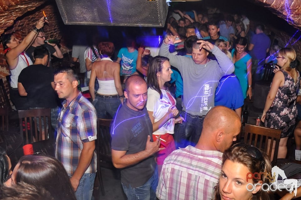 Carlsberg Summer Party continuă, 