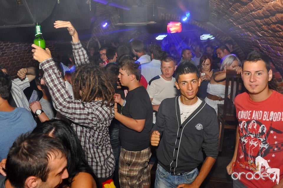 Carlsberg Summer Party continuă, 