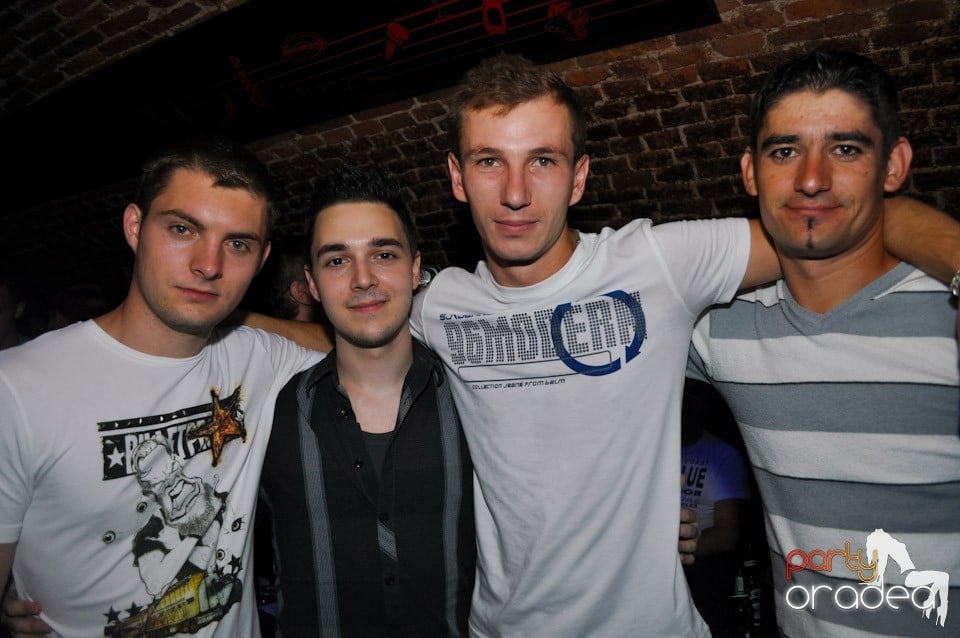 Carlsberg Summer Party în Escape, 