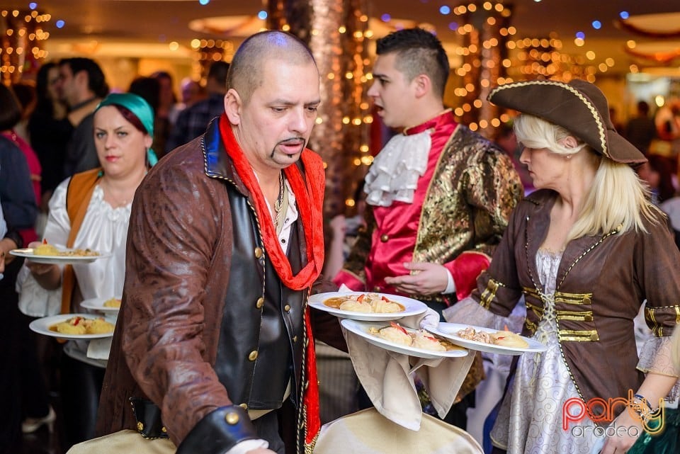 Carnaval în Hotel Internaţional, Hotel Internaţional