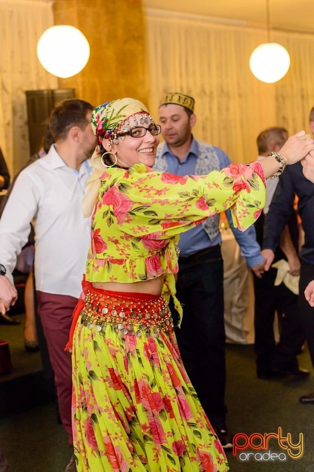 Carnaval în Hotel Mureş, Hotel Mureş