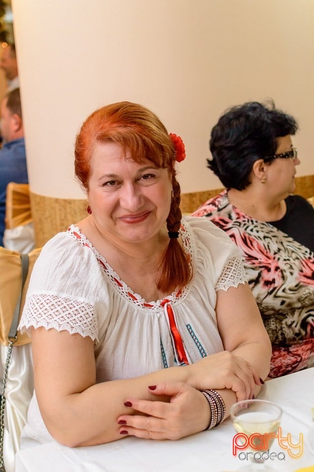 Carnaval în Hotel Mureş, Hotel Mureş