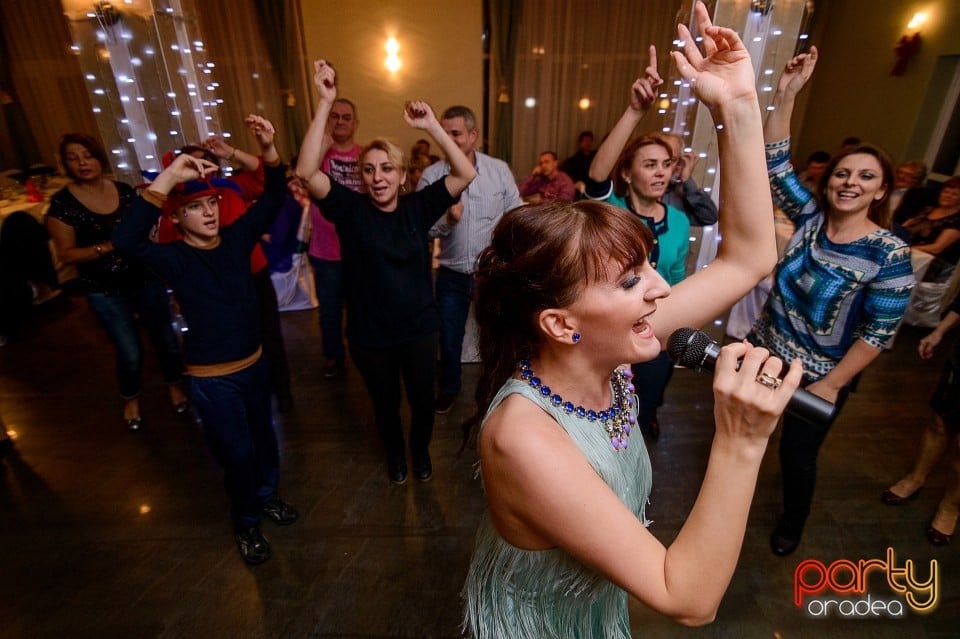 Carnaval în Hotel Nufărul, Hotel Nufărul