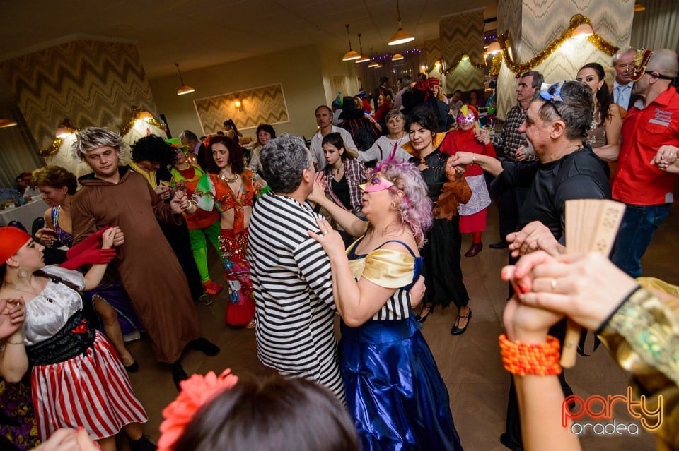 Carnaval în Hotel Poieniţa, Hotel Poieniţa