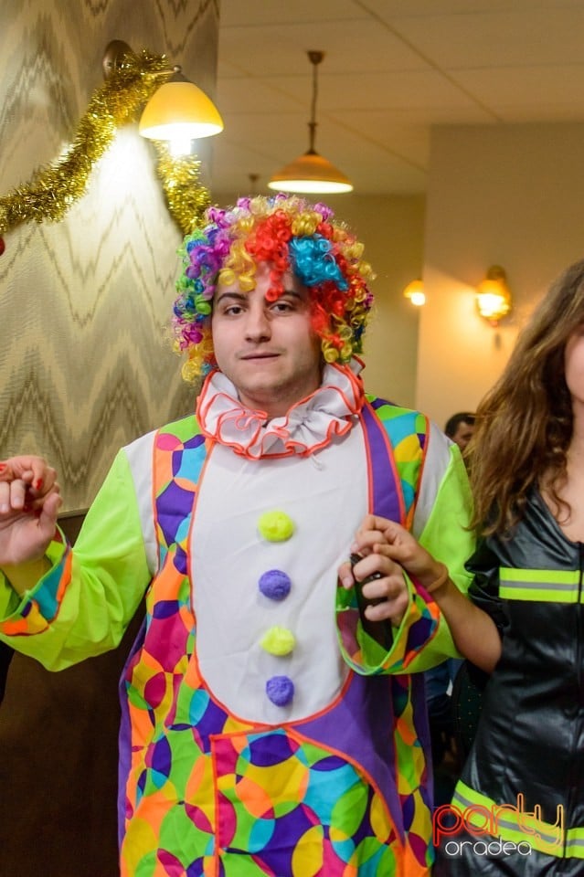 Carnaval în Hotel Poieniţa, Hotel Poieniţa