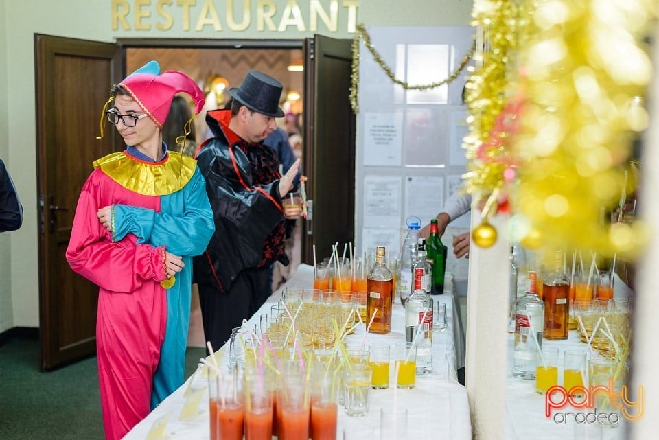 Carnaval în Hotel Poieniţa, Hotel Poieniţa