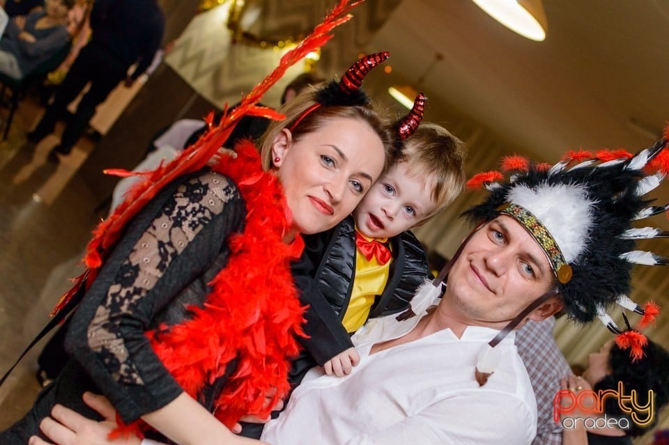 Carnaval în Hotel Poieniţa, Hotel Poieniţa