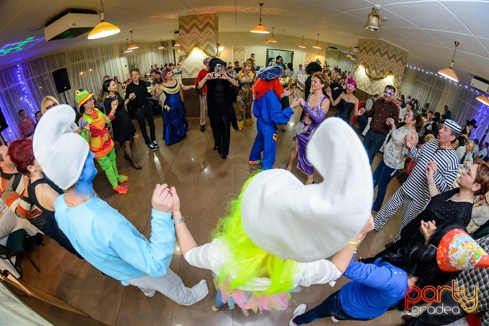 Carnaval în Hotel Poieniţa, Hotel Poieniţa