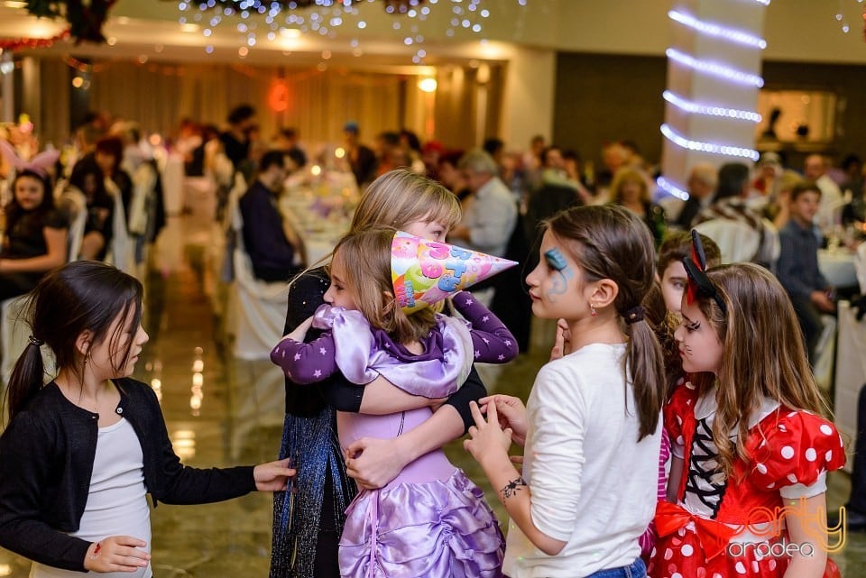 Carnaval în Hotel Termal, Hotel Termal