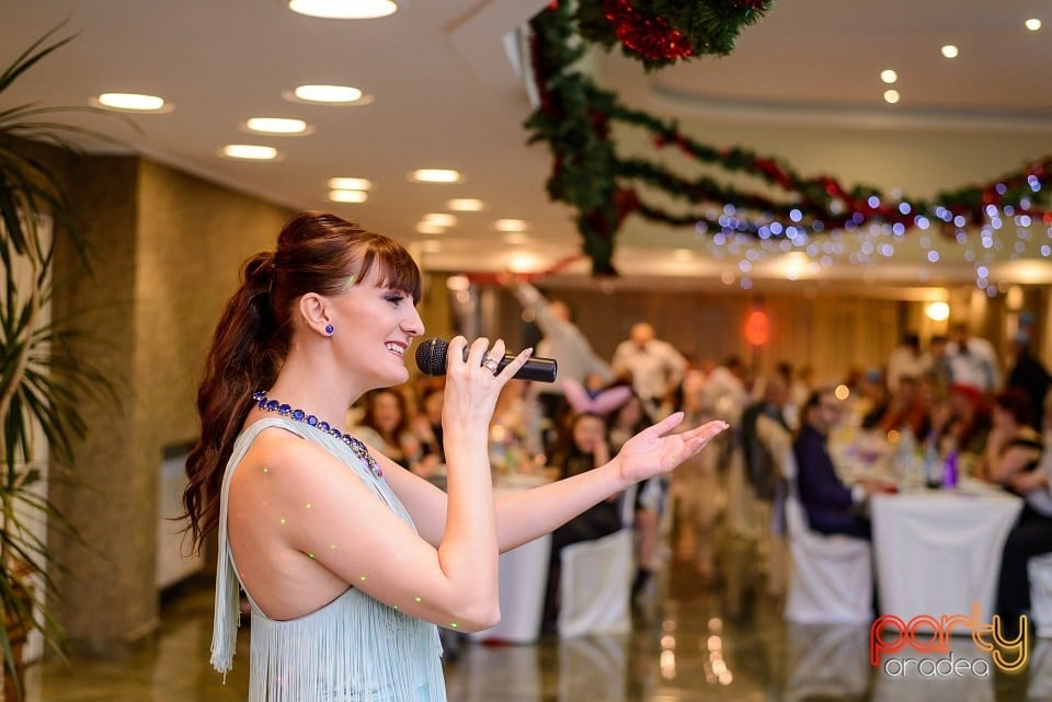 Carnaval în Hotel Termal, Hotel Termal