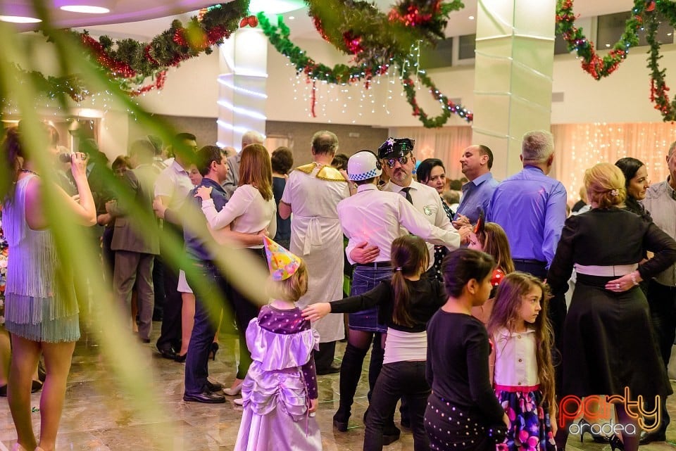 Carnaval în Hotel Termal, Hotel Termal