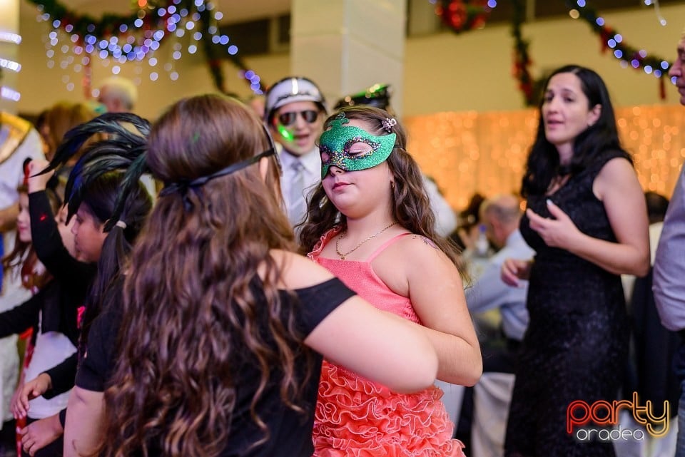 Carnaval în Hotel Termal, Hotel Termal