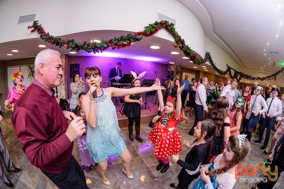 Carnaval în Hotel Termal, Hotel Termal