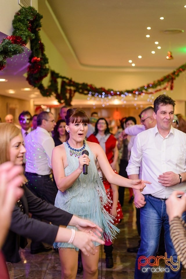 Carnaval în Hotel Termal, Hotel Termal