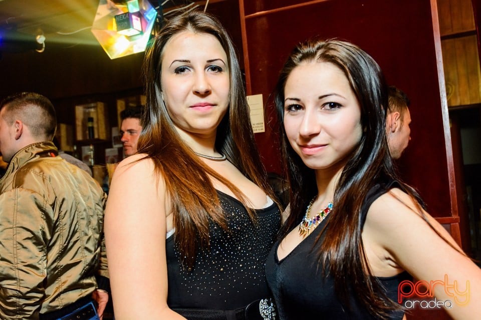 Carnaval Party, Royal Party House