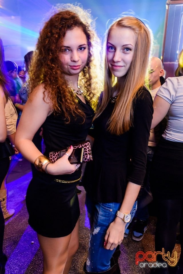 Carnaval Party, Royal Party House