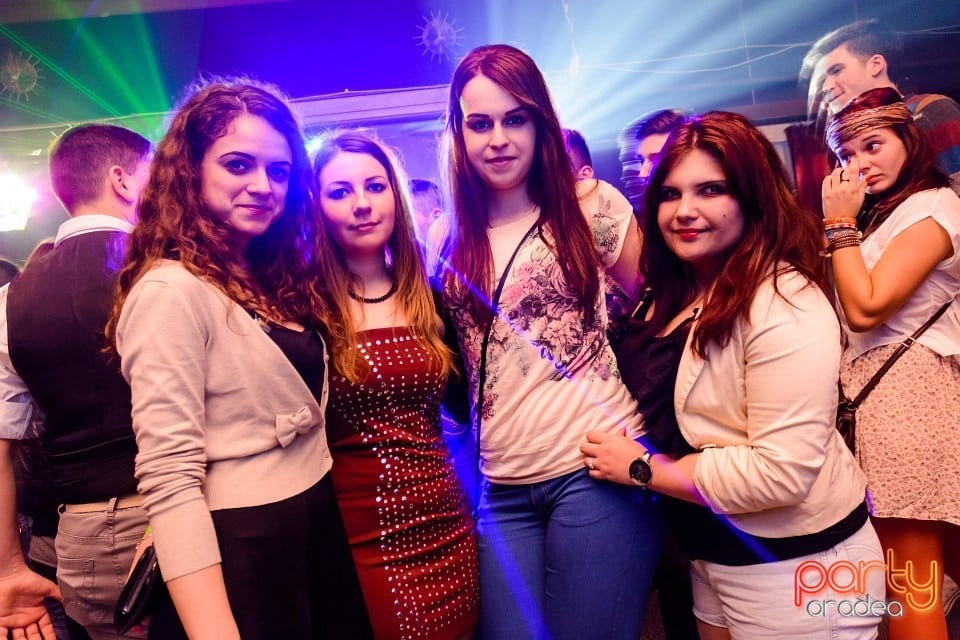 Carnaval Party, Royal Party House