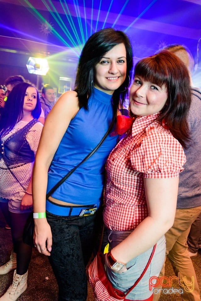 Carnaval Party, Royal Party House