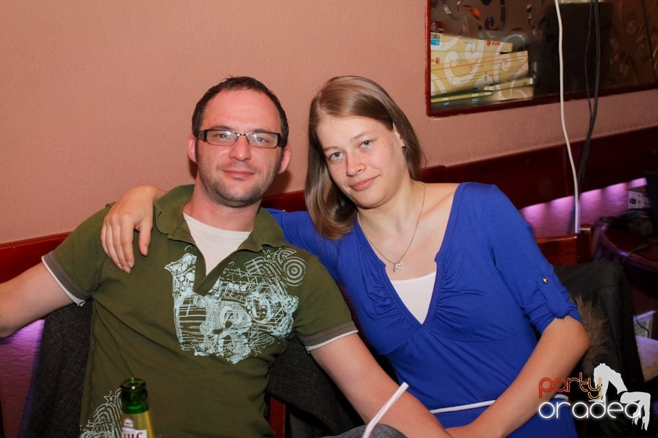 Carnaval Weekend Party în Chanson Café, 