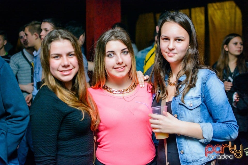 Carnival Party, Royal Party House