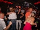 Câştigătorii se adună în Club Escape