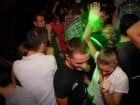 Câştigătorii se adună în Club Escape