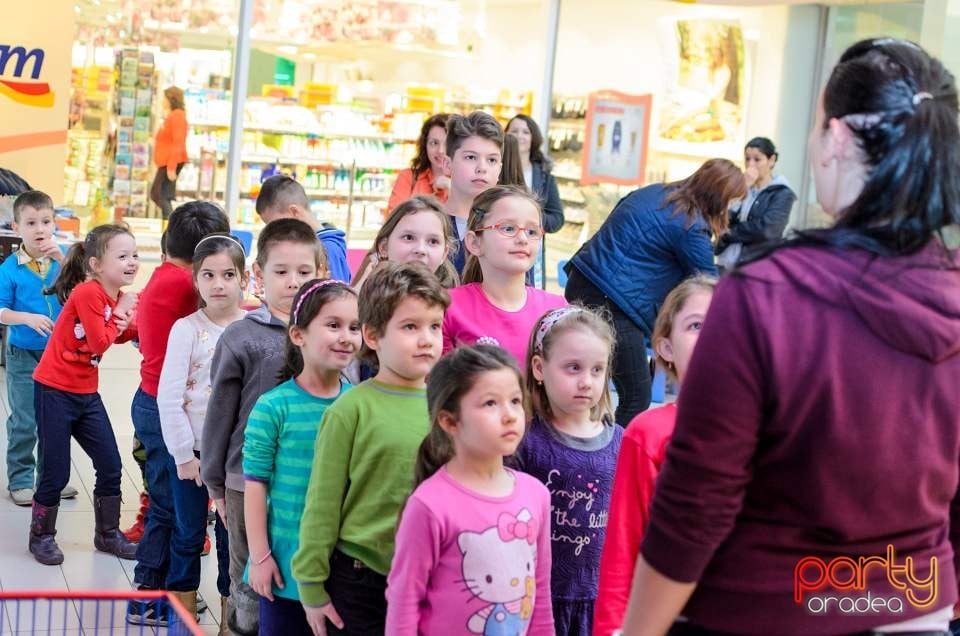 Cel mai mare mărţişor, Lotus Center