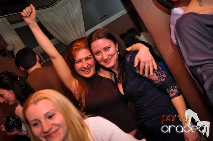 Chanson petrece mai departe, 