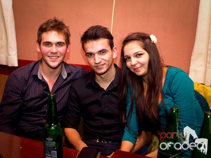 Chanson petrece mai departe, 