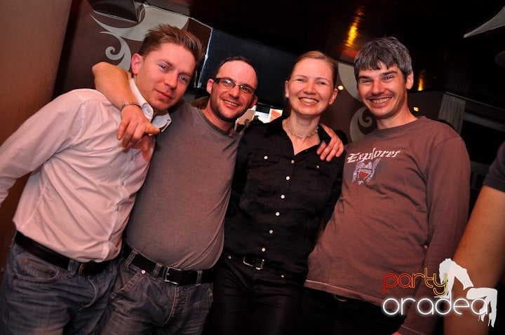 Chanson petrece mai departe, 