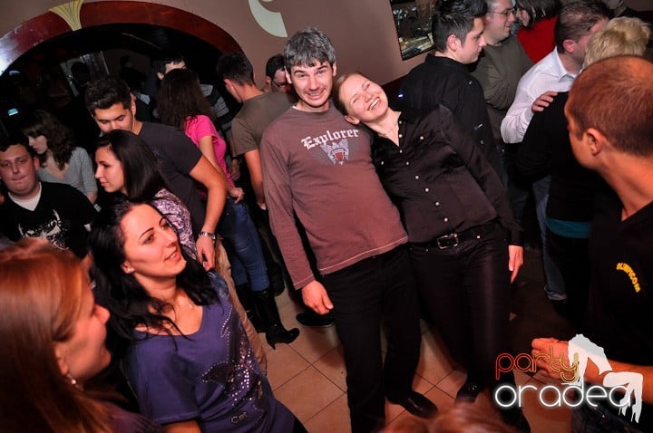 Chanson petrece mai departe, 