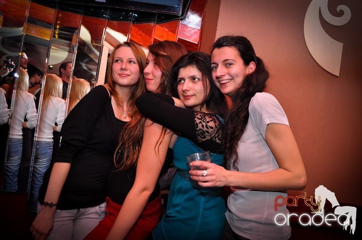 Chanson petrece mai departe, 