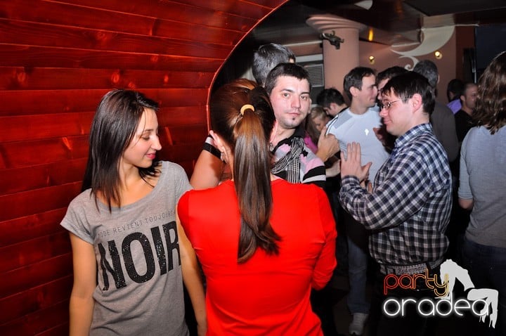 Chanson petrece mai departe, 