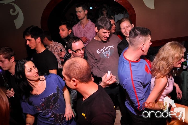 Chanson petrece mai departe, 