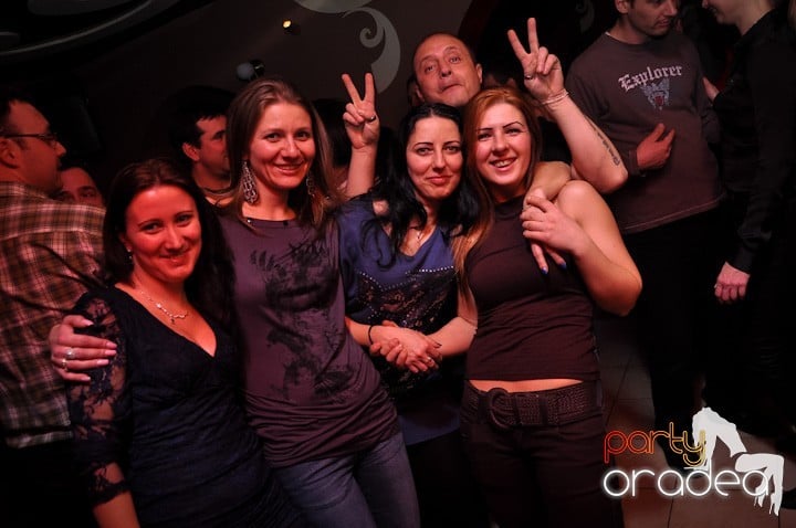 Chanson petrece mai departe, 