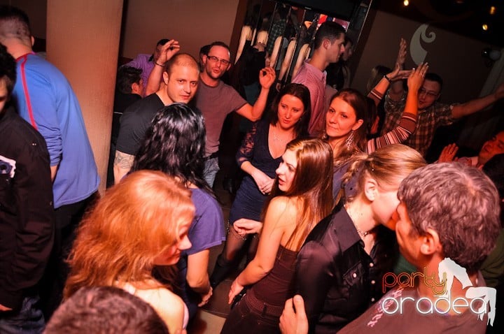 Chanson petrece mai departe, 